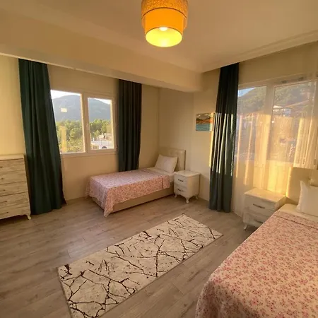 Azize Apartment